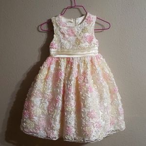 Girls Sequin Dress size 6 girls